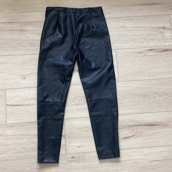 BNWT Zara faux leather black elastic waist with leg zippers youth size 11-12 - Picture 6 of 8